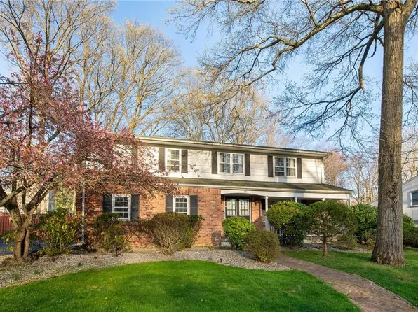 126 Constitution Drive, Orangeburg, NY 10962