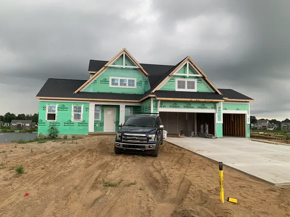 10568 Winnie Ln, Allendale, MI 49401