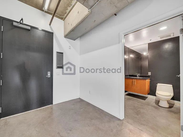 510 S Hewitt St #316 — Photo 9