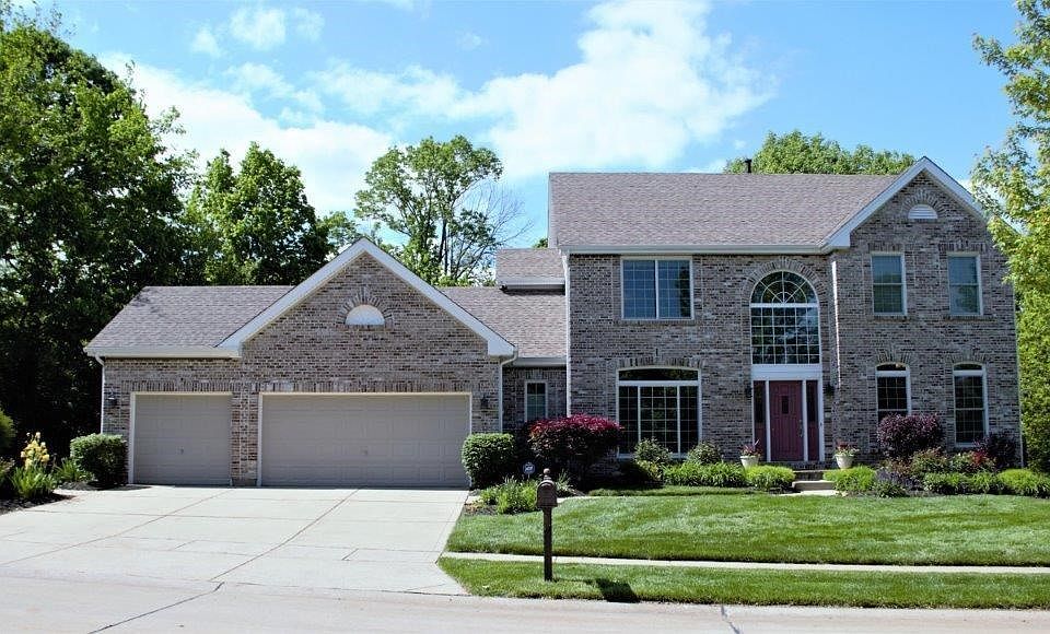 Welcome to 1337 Westhampton Woods!