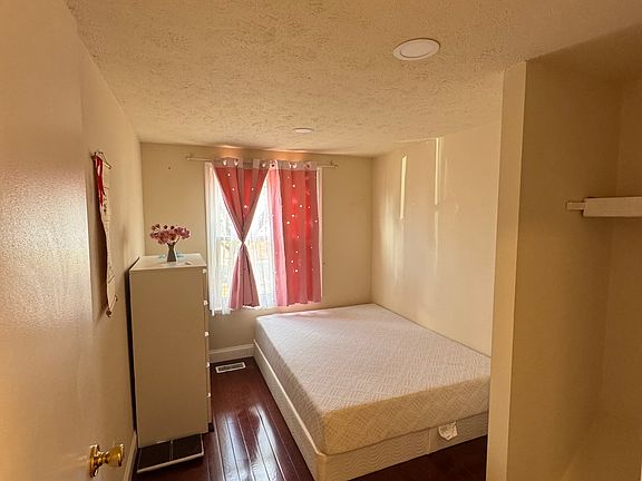 5th image of 18305 Quondal Ct