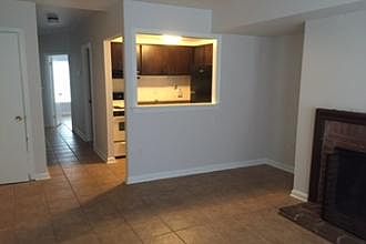 2nd image of 727 6th St SE APT 1