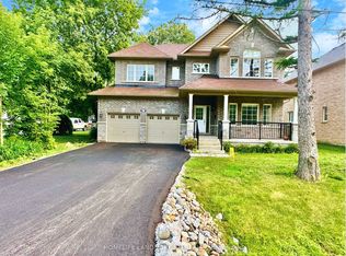 161 Pleasant Blvd, Georgina, ON L4P 2S5
