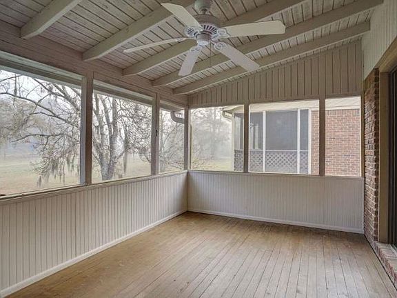 2nd image of 3207 Shamrock St APT 15