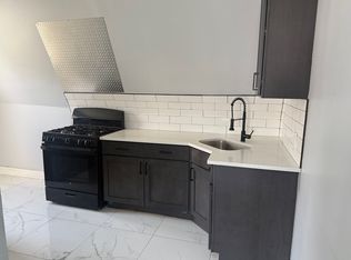 421 S 14th St FLOOR 3, Newark, NJ 07103