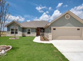 104 Terry Meadow Ln, Jarrell, TX 76537