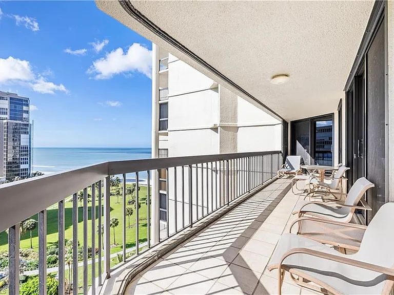 4551 Gulf Shore Blvd N #1506 — Photo 2
