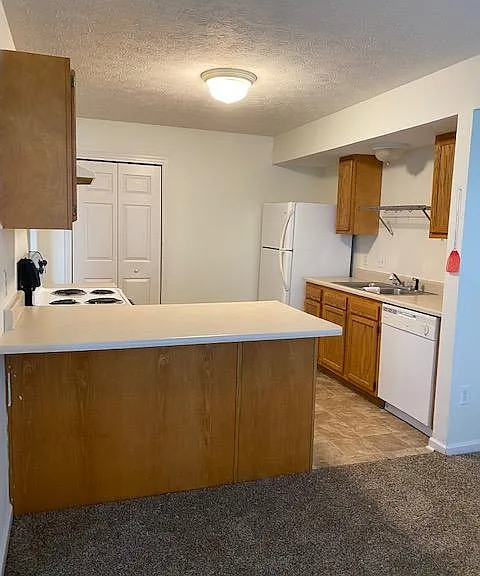 3349-3351 Edison Dr — Photo 11
