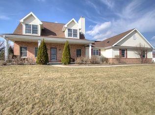 35350 70th Pl, Burlington, WI 53105