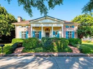 10 Saint Johns Pl, Little Rock, AR 72207