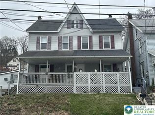 214 S Walnut St, Slatington, PA