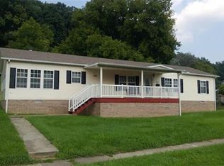 1022 26th St, Huntington, WV 25705