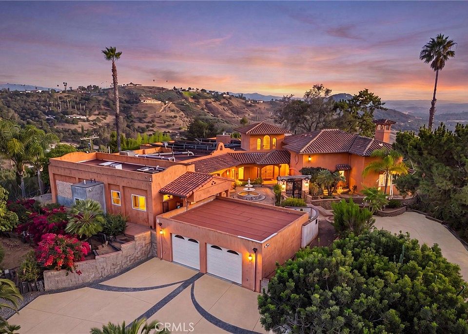 1st image of 3838 Foxglove Ln