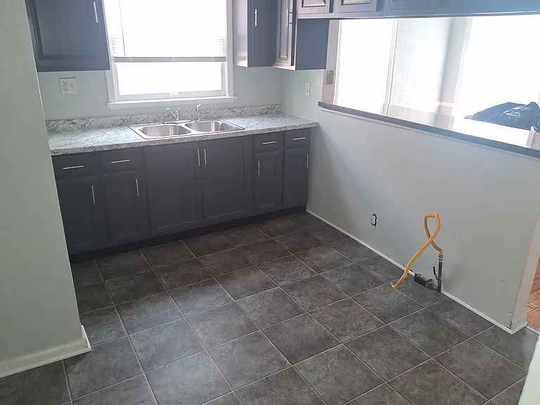 18259 Rosemont Ave — Photo 4