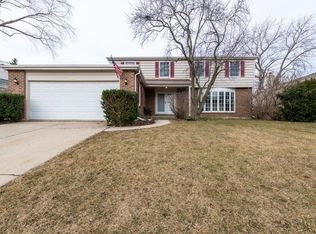 1011 Garfield Ave, Libertyville, IL