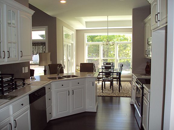 5th image of 6815 Ava Ln