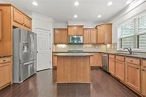 2550 Sibley Dr — Photo 5
