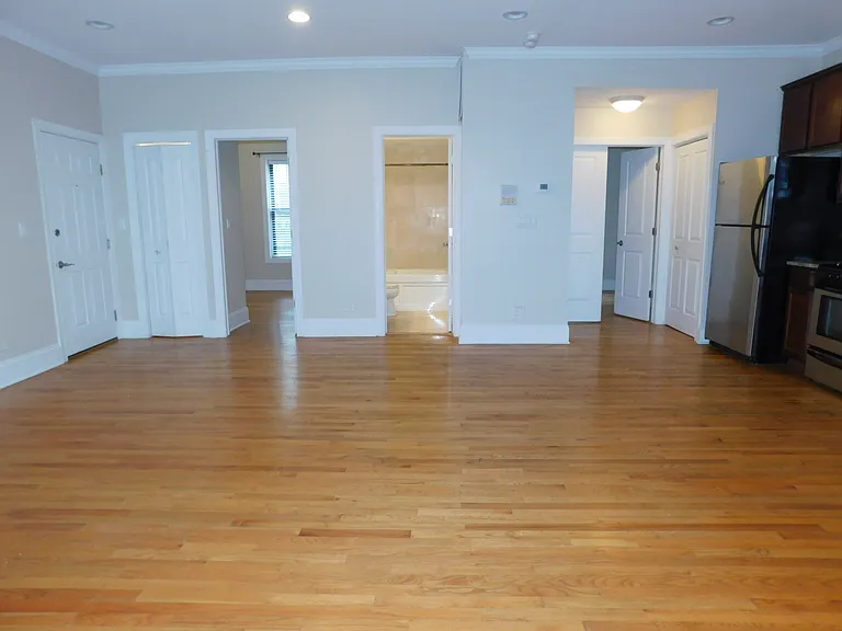 618 Elmwood Ave #8 — Photo 2