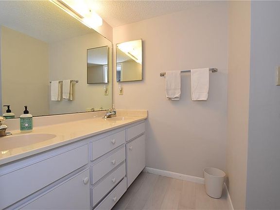 5th image of 1628 Clower Creek Dr APT Gr227