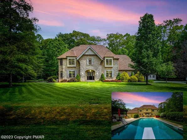 38 Saddle Creek Dr, Mount Bethel, PA 18343