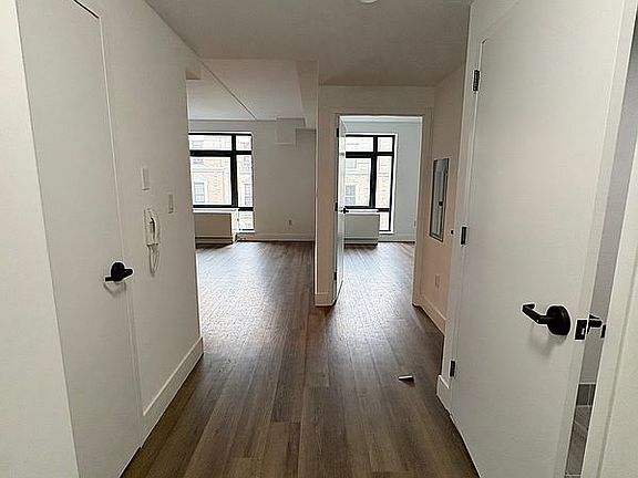 2nd image of 207 W 140th St #3C