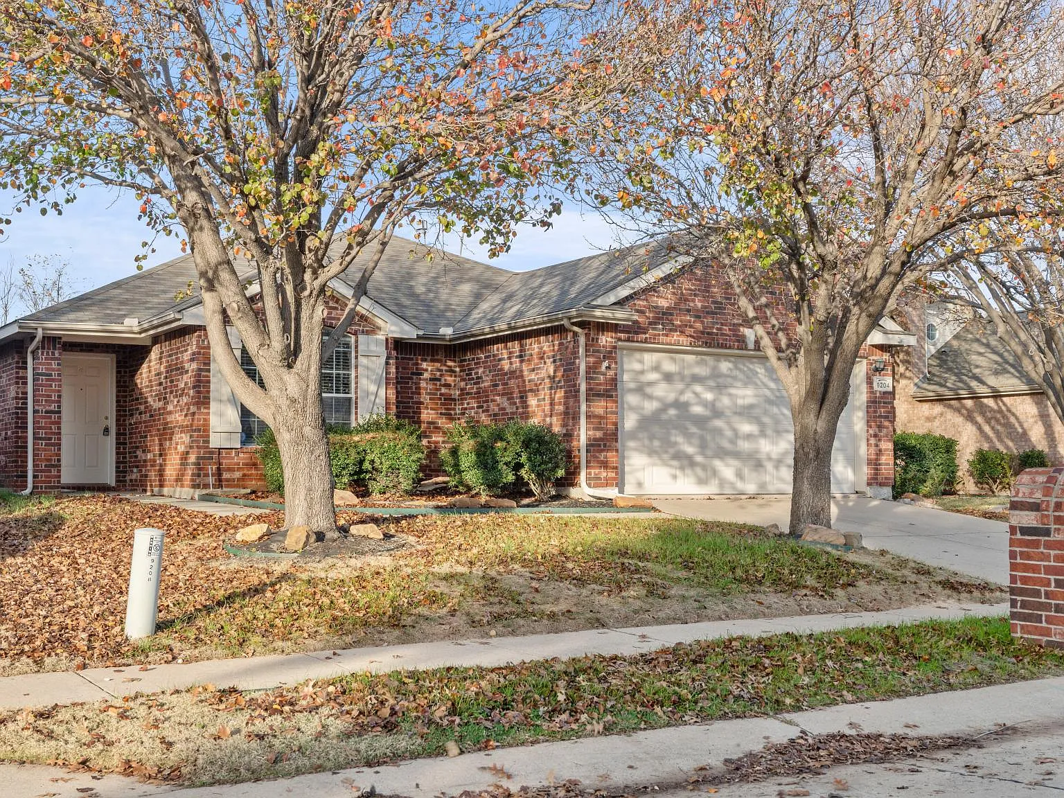 3 bed, 1469 sqft, $2,095 — Photo 3