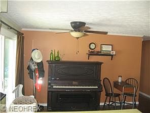 3rd image of 11537 Easton St NE