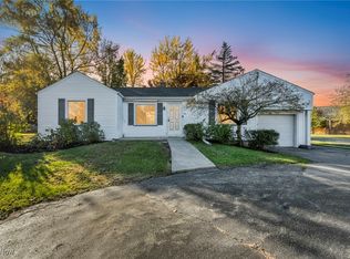 503 Churchill Rd, Youngstown, OH 44420