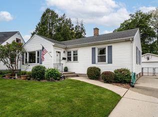 6900 41st Ave, Kenosha, WI 53142