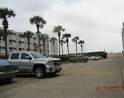 3rd image of 6102 Seawall Blvd #273