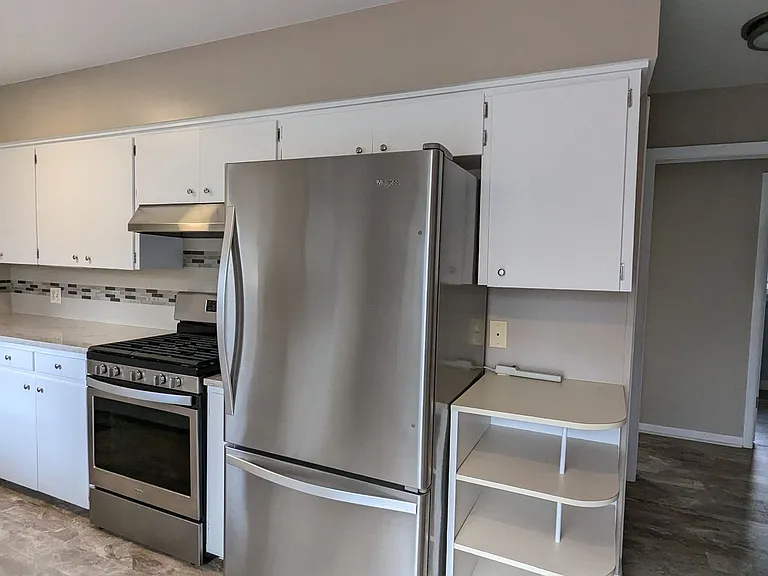 614 E Sunset Dr — Photo 5