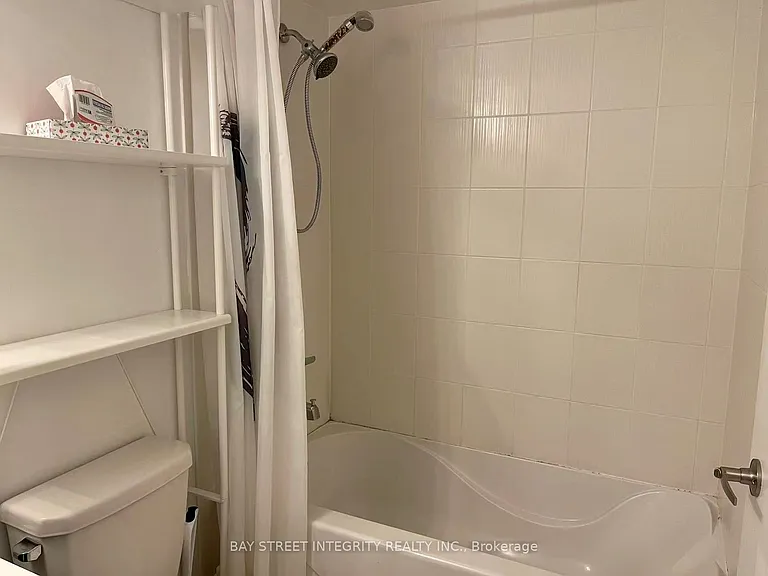 50 Town Centre Ct #1001 — Photo 11