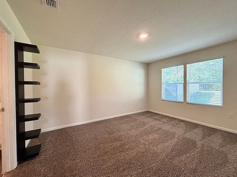 2270 Willow Springs Dr — Photo 24