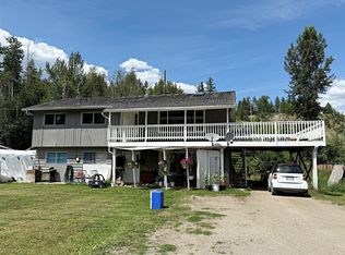 405 Desfosses Rd, Clearwater, BC V0E 1N1