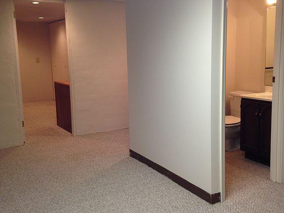 Walkout Basemt, WorkRm + BA