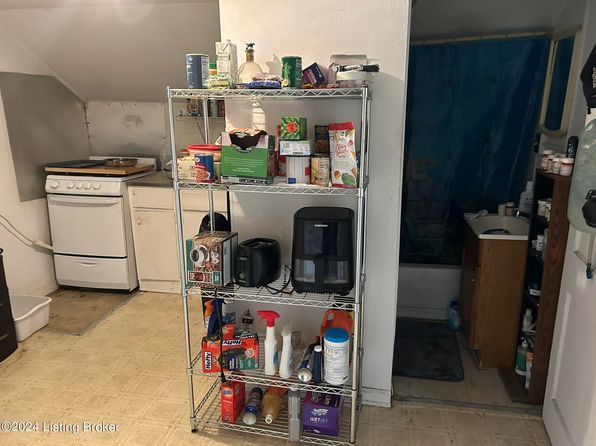 louisville-kentucky-73608796 picture