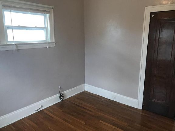 5th image of 2255 Olive Ave #Up