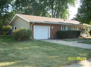 121 Shirley Ave, Rochelle, IL 61068