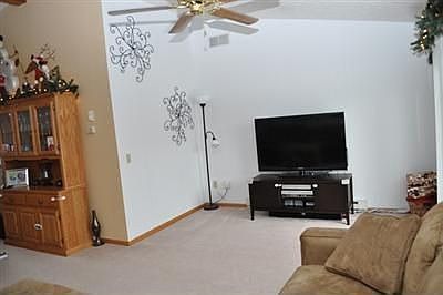 3rd image of 650 Sturbridge Dr Unit 19