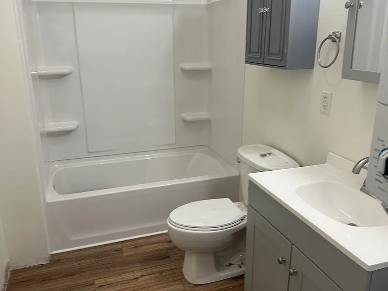 113 Monroe Way — Photo 5