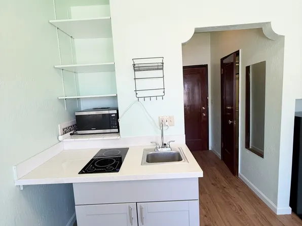 1825 Highland Pl #210, Berkeley, CA 94709