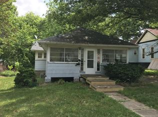 810 S 4th St, Effingham, IL 62401
