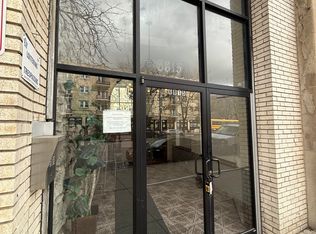 6815 N Sheridan Rd, Chicago, IL 60626