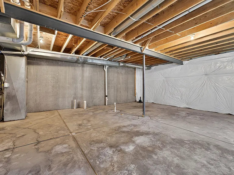 6361 N Malaya St — Photo 25