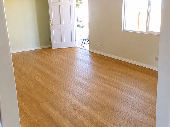 3rd image of 712 22nd St #712