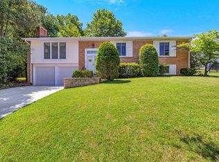 15284 Country Field Ct, Chesterfield, MO