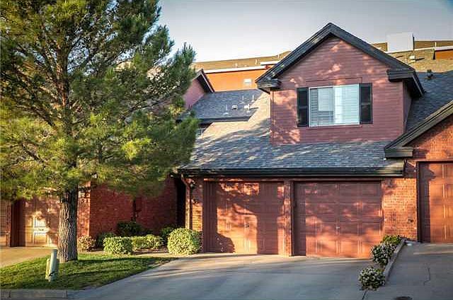 1st image of 3 Stratford Hall Cir #1