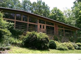 18 Coleman Rd, Garrison, NY 10524