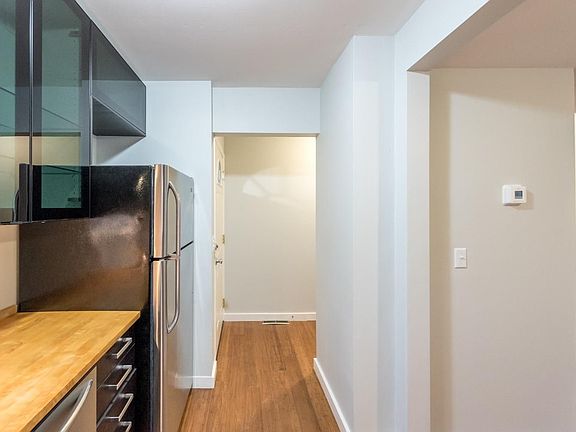 4th image of 316 Hartman Ln