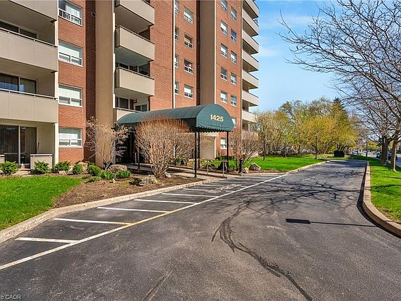 2nd image of 1425 Ghent Ave #308